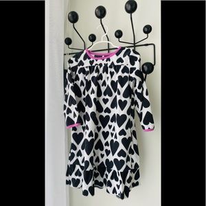 🤍🖤Kids nightgown 3T
